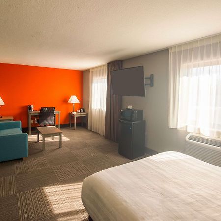 Quality Inn & Suites Hammond Near I-8090 Экстерьер фото