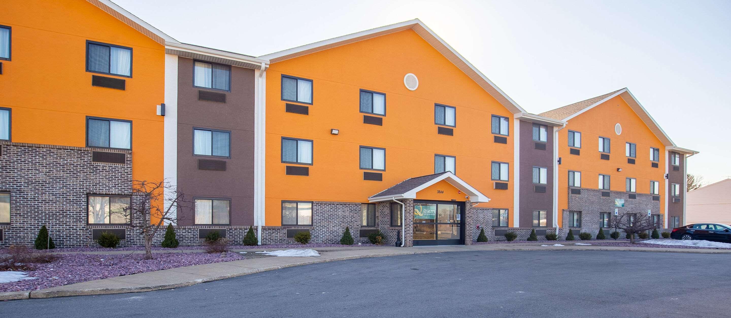 Quality Inn & Suites Hammond Near I-8090 Экстерьер фото