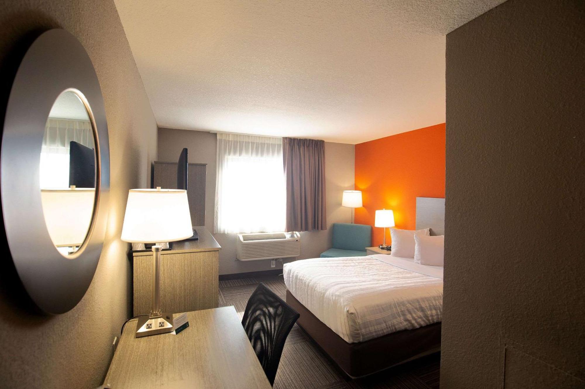 Quality Inn & Suites Hammond Near I-8090 Экстерьер фото